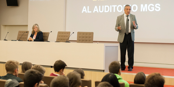 60 alumnos de bachillerato visitan MGS Seguros en una jornada impulsada por la Fundación MGS