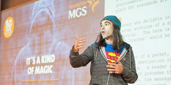 La Fundación MGS organiza una jornada sobre seguridad informática con el conocido hacker Chema Alonso