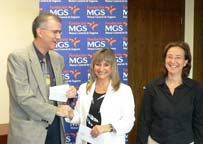 La Fundación MGS hace entrega a Cáritas de la recaudación de su Campaña solidaria