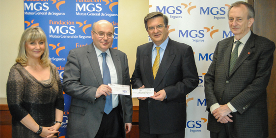 Entrega de la aportación de la Fundación MGS a Cáritas